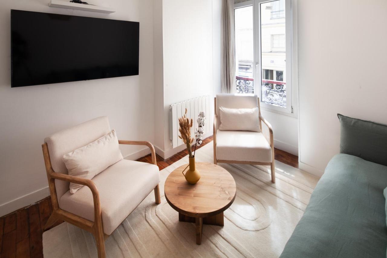 Apartmán Eiffel Tower Rue Cler Paříž Exteriér fotografie